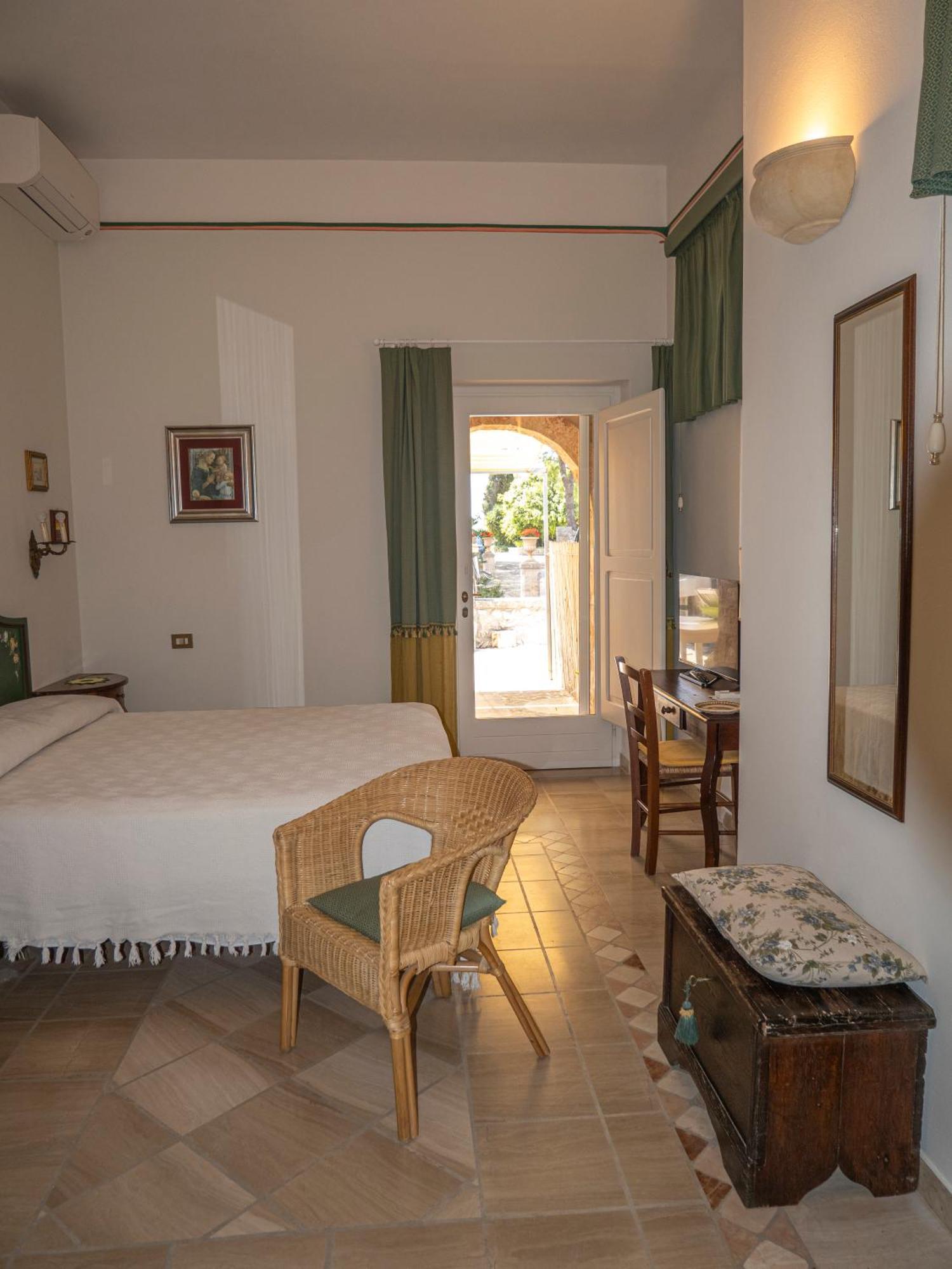 Agriturismo Masseria Alcorico Gagliano del Capo Exteriör bild